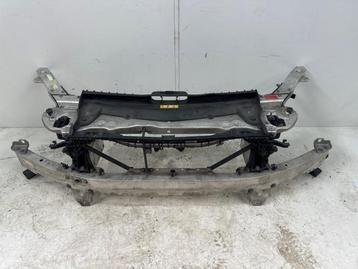 Frontpaneel van een Mercedes E-Klasse beschikbaar voor biedingen