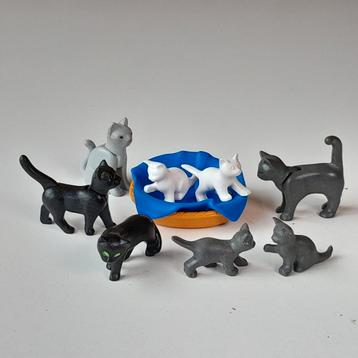 Setje Playmobil katten en kittens met kattenmand - dieren  beschikbaar voor biedingen