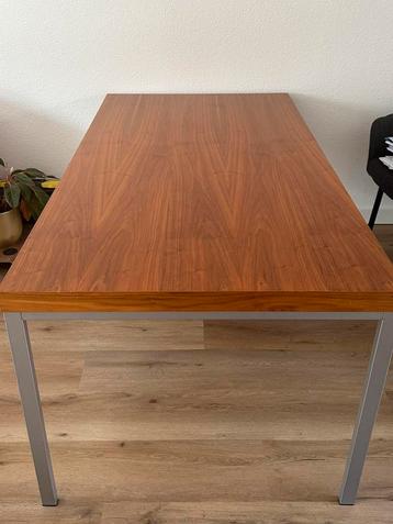 Eettafel gratis (gebruikt) 
