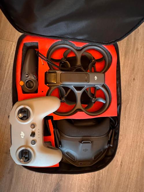 DJI Avata 2 Set met Goggles 3 + Garantie & DJI Care, Audio, Tv en Foto, Drones, Zo goed als nieuw, Drone met camera, Ophalen of Verzenden