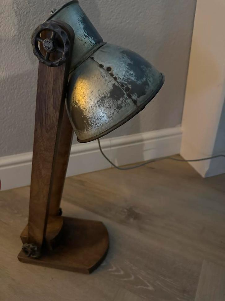 2 Industriële Lampen - Unieke Stijl, Huis en Inrichting, Lampen | Vloerlampen, Gebruikt, Minder dan 100 cm, Metaal, Ophalen