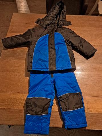 Skipak maat 92 (valt groot) beschikbaar voor biedingen