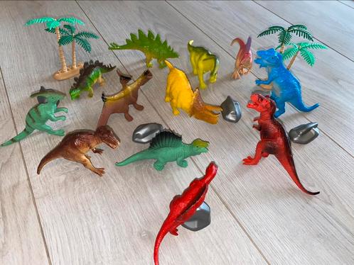 12 mooie zgan prehistorische dieren dinosauriërs met extra, Kinderen en Baby's, Speelgoed | Actiefiguren, Zo goed als nieuw, Ophalen of Verzenden