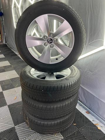 16 inch originele Skoda Scala velgen met zomerbanden NIEUW beschikbaar voor biedingen