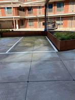 Gesloten parkeerplaats te huur per maand door in, Lent