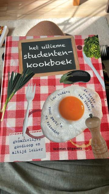 Het ultieme studentenkookboek beschikbaar voor biedingen