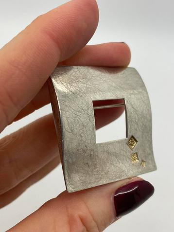 A216 Prachtige zilveren broche Bastian bicolor beschikbaar voor biedingen