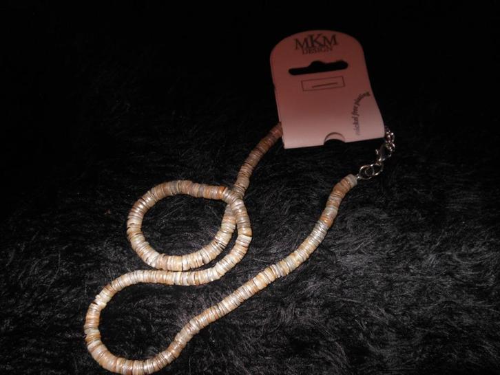 Korte bruine/beige/grijze hals ketting, Sieraden, Tassen en Uiterlijk, Kettingen, Nieuw, Overige materialen, Overige kleuren, Verzenden