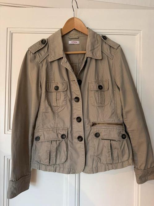 Sportief jasje van Orsay maat 38, Kleding | Dames, Jassen | Zomer, Zo goed als nieuw, Maat 38/40 (M), Beige, Ophalen of Verzenden