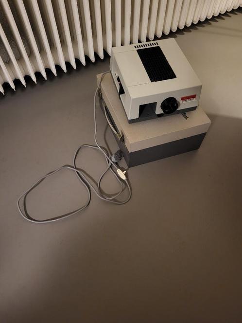 Diaprojector Voigtlander Perkeo Automat-N, Audio, Tv en Foto, Diaprojectors, Gebruikt, Ophalen