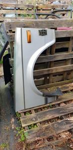 MAZDA 323 HB VOORSCHERM RECHTS BJ 1982, Ophalen of Verzenden, Gebruikt, Spatbord