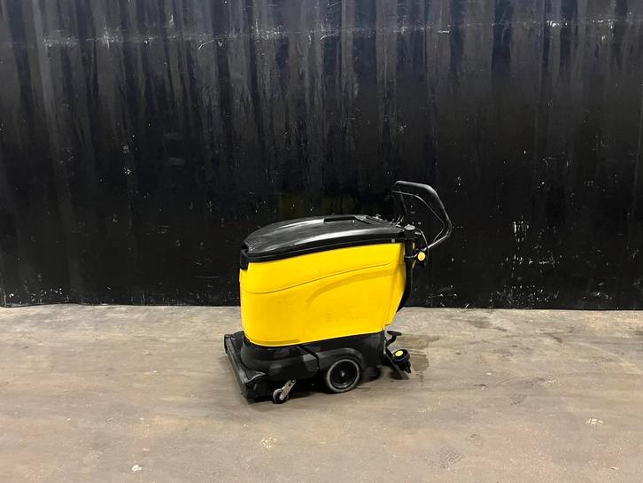 Kärcher schrob-zuig machine, Doe-het-zelf en Verbouw, Reinigingsmachines, Gebruikt, Schrobmachine, Ophalen of Verzenden