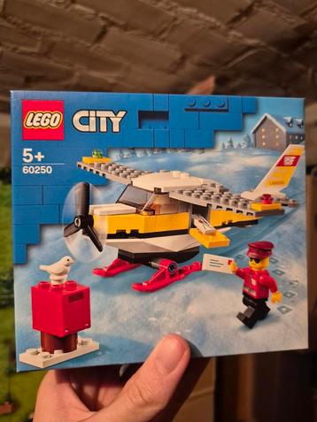 Lego City 60250 Postvliegtuig - Nieuw in doos! beschikbaar voor biedingen