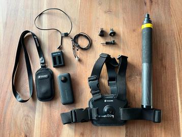 Insta360 one x incl accesoires beschikbaar voor biedingen