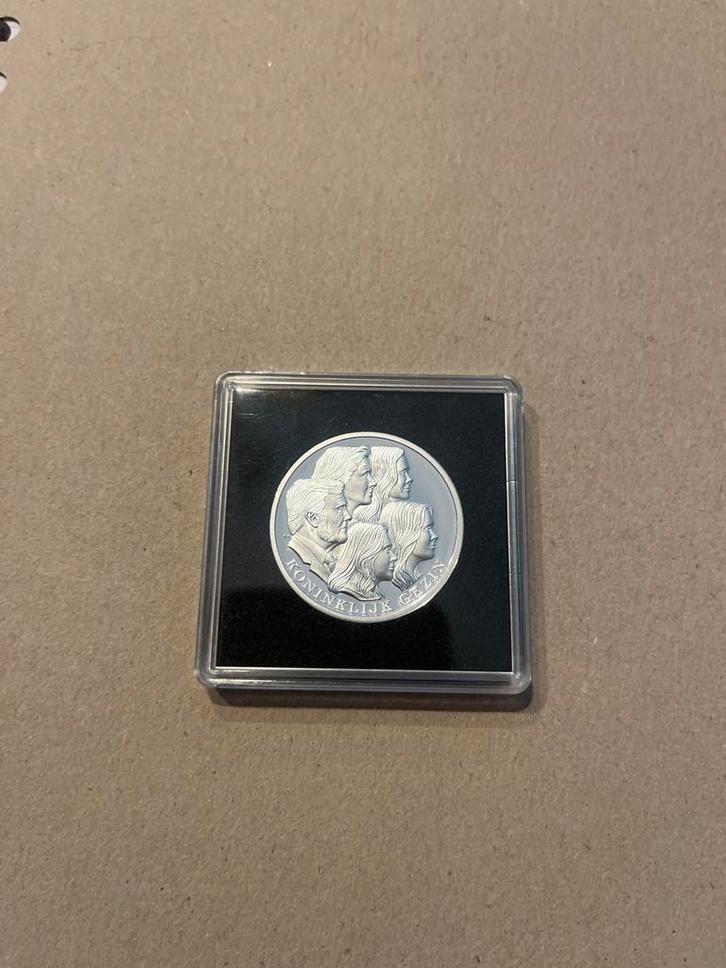Verzilverde  herdenkingsmunt Koninklijke Familie, Postzegels en Munten, Munten | België, Losse munt, Zilver, Ophalen of Verzenden