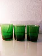 Groene glazen drie stuks Vereco Arcoroc Groen dik glas, Gebruikt, Waterglas, Ophalen