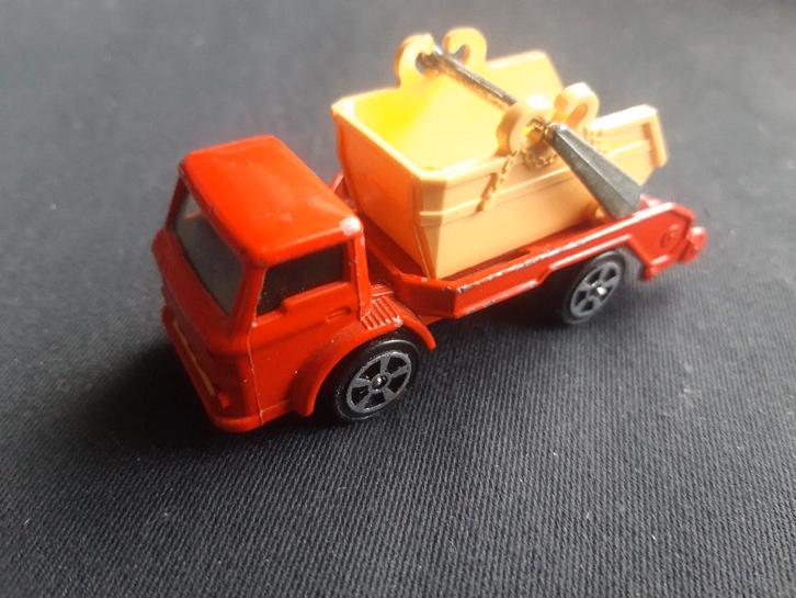 Corgi Jr Ford D 1000 portaalarm containerwagen, Hobby en Vrije tijd, Modelauto's | Overige schalen, Zo goed als nieuw, Bus of Vrachtwagen