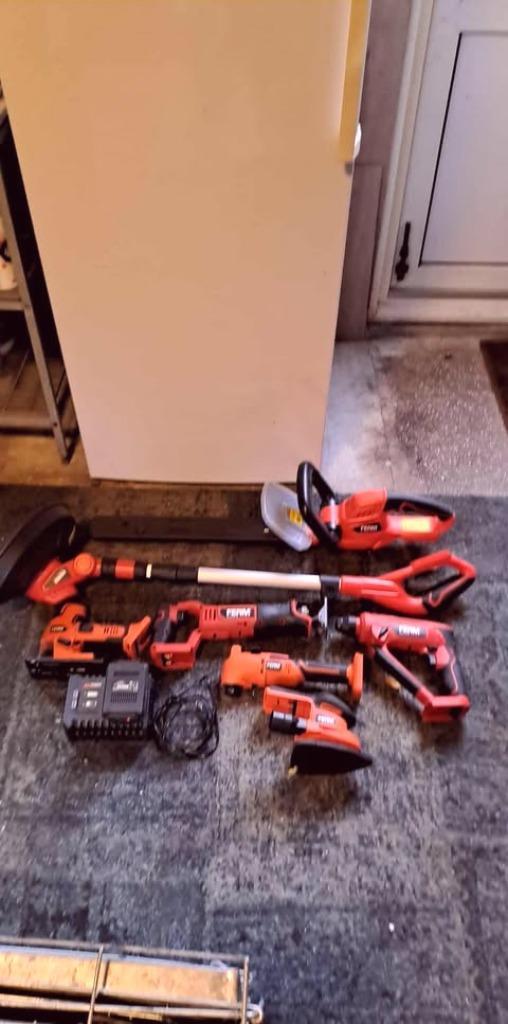 ferm 9 delig ax - power accugereedschap, Doe-het-zelf en Verbouw, Gereedschap | Handgereedschap, Nieuw, Ophalen