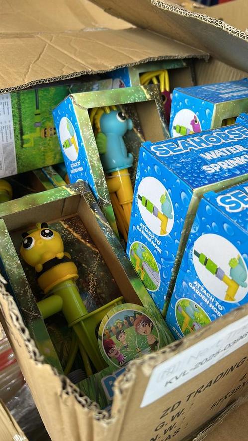 Overstock restpartij zomer artikelen opruiming met korting, Diversen, Rommelmarktspullen, Zo goed als nieuw, Ophalen