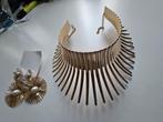 Choker verguld goud breed 7 cm met oorbellen, Ophalen of Verzenden, Nieuw, Goud, Overige materialen