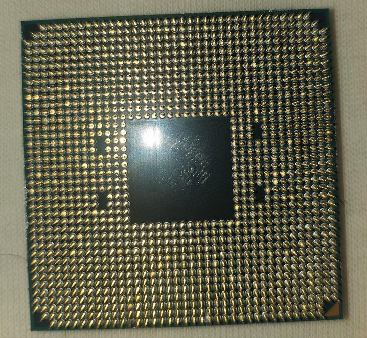 AMD Ryzen 5 5600X Socket AM4 (tray), Computers en Software, Processors, Gebruikt, 6-core, 3 tot 4 Ghz, Ophalen