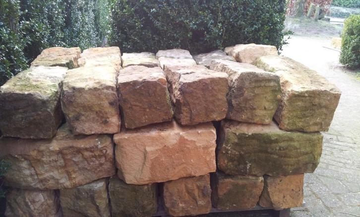 Te koop : zeer mooie Bentheimer zandsteen., Tuin en Terras, Bielzen en Borders, Zo goed als nieuw, Natuursteen, Minder dan 100 cm