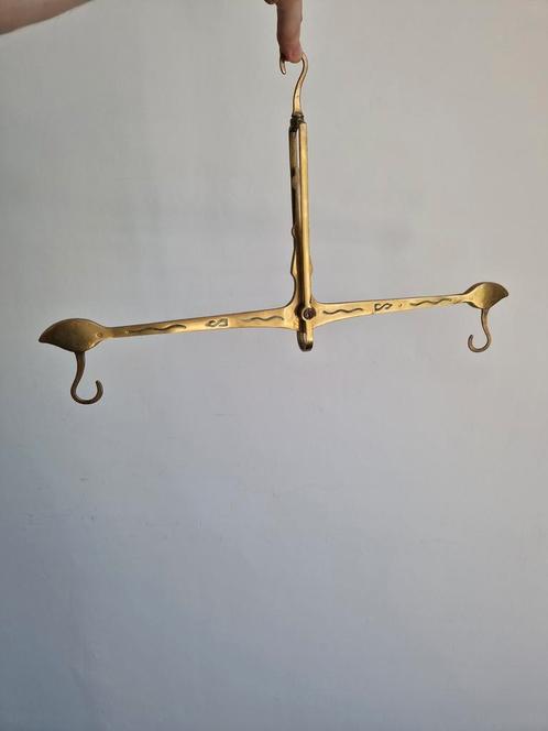 Antieke vintage waag / decoratieve hanger messing, Antiek en Kunst, Antiek | Koper en Brons, Ophalen of Verzenden