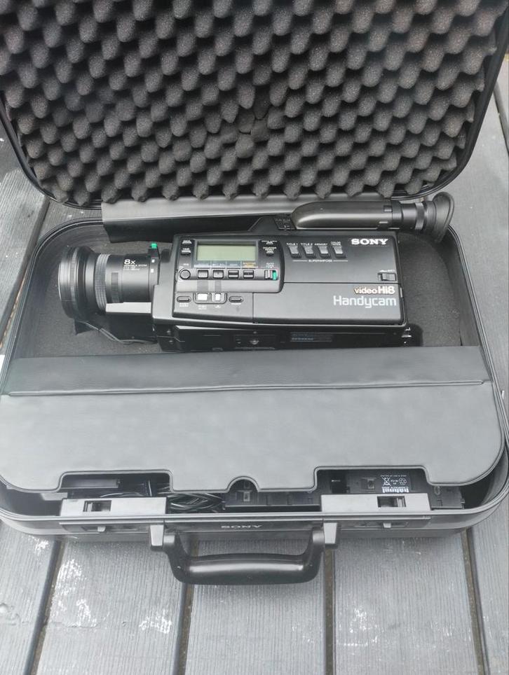 Defecte Sony CCD-V900 Hi8 Videocamera, Audio, Tv en Foto, Videocamera's Analoog, Hi 8, Ophalen of Verzenden