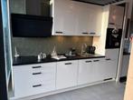 Moderne Witte Hoogglans Keuken - 300 cm breed, Ophalen, Wit, Nieuw, Enkelwandige keuken