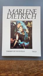 Marlene Dietrich door Thierry de Navacelle., Verzamelen, Muziek, Artiesten en Beroemdheden, Ophalen of Verzenden, Gebruikt, Boek, Tijdschrift of Artikel