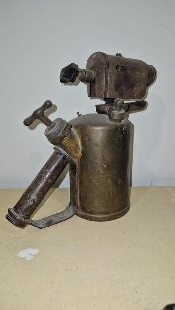 Benzinebrander van Barthel, antiek / curiosa beschikbaar voor biedingen