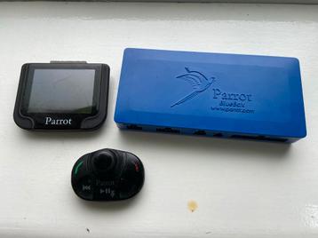 Parrot MKi9200 handsfree Bluetooth Carkit beschikbaar voor biedingen