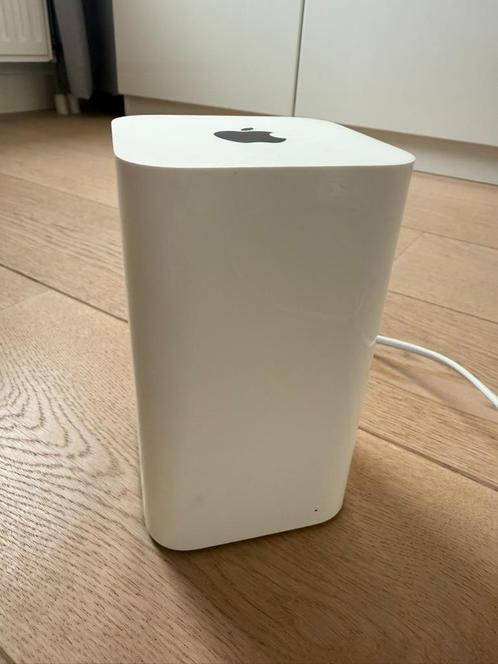 Apple AirPort Time Capsule met 2TB opslag (A1470), Computers en Software, Routers en Modems, Zo goed als nieuw, Router, Ophalen of Verzenden