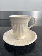 Wedgwood Edme hoge koffiekop + 4 schotels., Ophalen of Verzenden, Zo goed als nieuw, Wedgwood, Kop(pen) en/of Schotel(s)