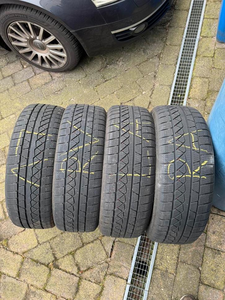 Set winterbanden, Auto-onderdelen, Banden en Velgen, Band(en), Winterbanden, 19 inch, 225 mm, Ophalen