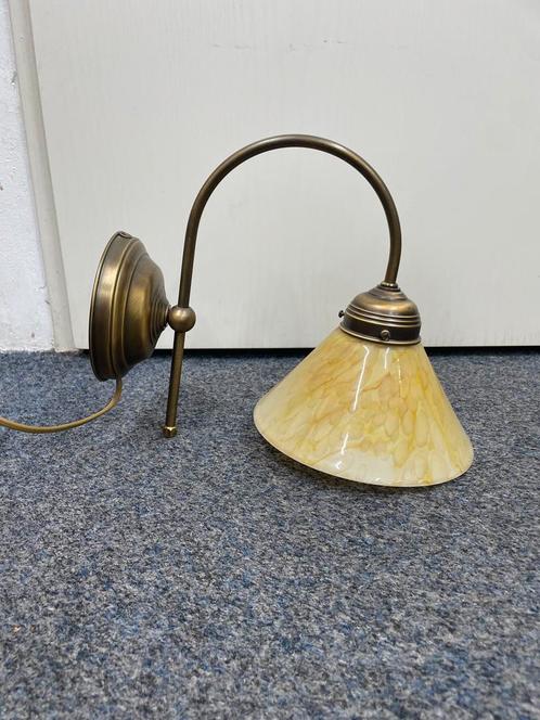 Antieke Wandlamp met Glazen Kap 32x28cm 20cm KapDiameter, Antiek en Kunst, Antiek | Lampen, Ophalen