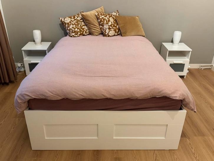 Complete slaapkamer Ikea Brimnes, Huis en Inrichting, Slaapkamer | Bedden, Zo goed als nieuw, Tweepersoons, 140 cm, 200 cm, Hout