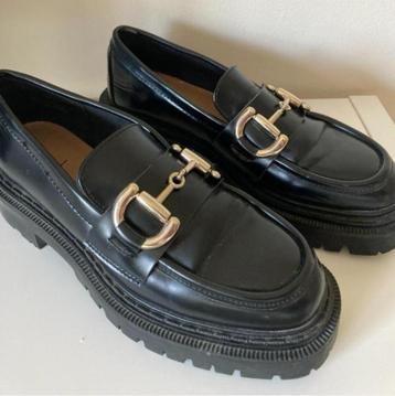 NIEUWE zwarte loafers instappers met goudkleurige gesp , 37 beschikbaar voor biedingen