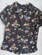 Leuke dames blouse/shirt met bloemenprint, Zwart, Maat 42/44 (L), Ophalen of Verzenden, Zo goed als nieuw