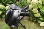 dressuurzadel prestige 17 inch, Dieren en Toebehoren, Paarden en Pony's | Overige Paardenspullen, Ophalen, Dressuur