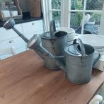 2 zinken gieters, Ophalen of Verzenden, Gebruikt, Metaal