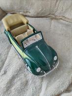 VW Kever Cabrio, Hobby en Vrije tijd, Modelauto's | 1:18, Ophalen of Verzenden, Zo goed als nieuw, Auto, Maisto