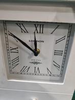 klok londen wit kastje met lade, Ophalen of Verzenden, 'T Olde Gre-j, Info@toldegrej.nl, Endepoelstraat 20f Didam