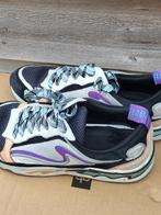 Schoen designer Sandro, Kleding | Dames, Schoenen, Ophalen of Verzenden, Zo goed als nieuw, Sneakers of Gympen