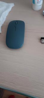 Muis met koptelefoon en Hema 4 in 1usb hub, Ophalen of Verzenden, Zo goed als nieuw