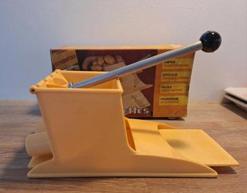 Vintage Millecroquettes apparaat, kleine kroketten maker beschikbaar voor biedingen