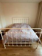 Wit metalen bedframe met lattenbodem, Ophalen, Wit, Tweepersoons, Zo goed als nieuw