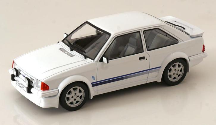 Jsn MCG 1:18 Ford Escort MK III RS Turbo 1985 wit, Hobby en Vrije tijd, Modelauto's | 1:18, Nieuw, Auto, Overige merken, Ophalen of Verzenden
