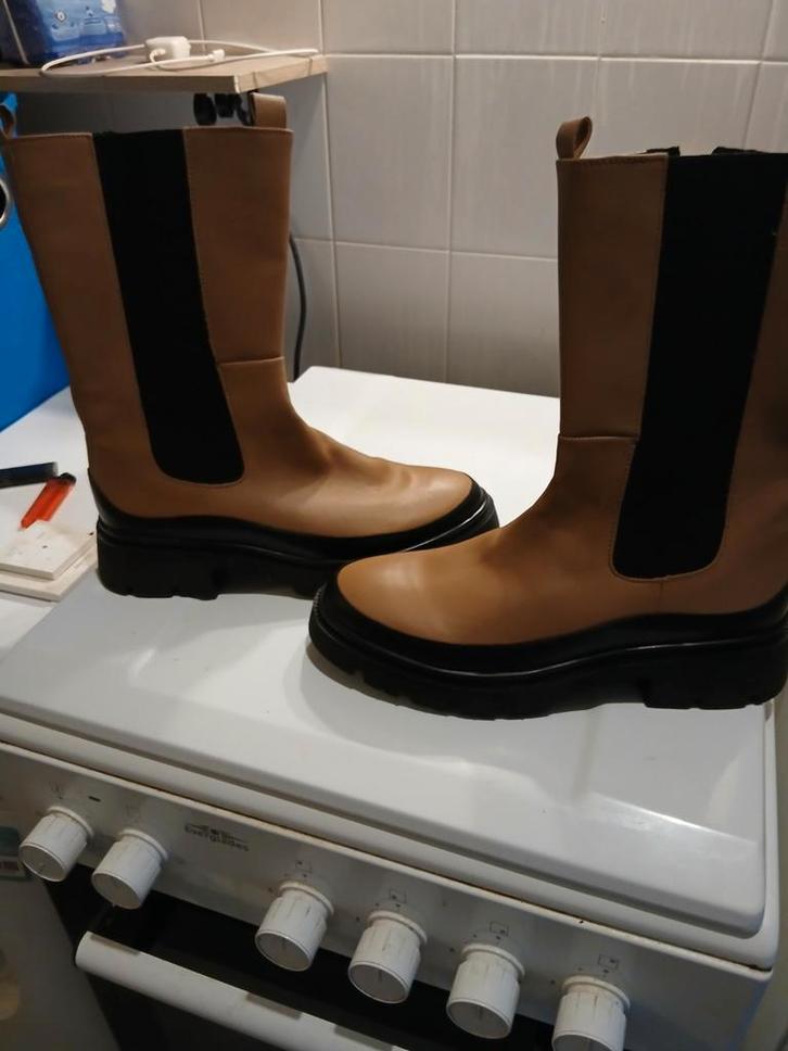 Bruine Lage gabor Laarzen, Kleding | Dames, Schoenen, Zo goed als nieuw, Lage of Enkellaarzen, Bruin, Ophalen of Verzenden