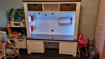 Kinderbureau Deaumain happy home beschikbaar voor biedingen
